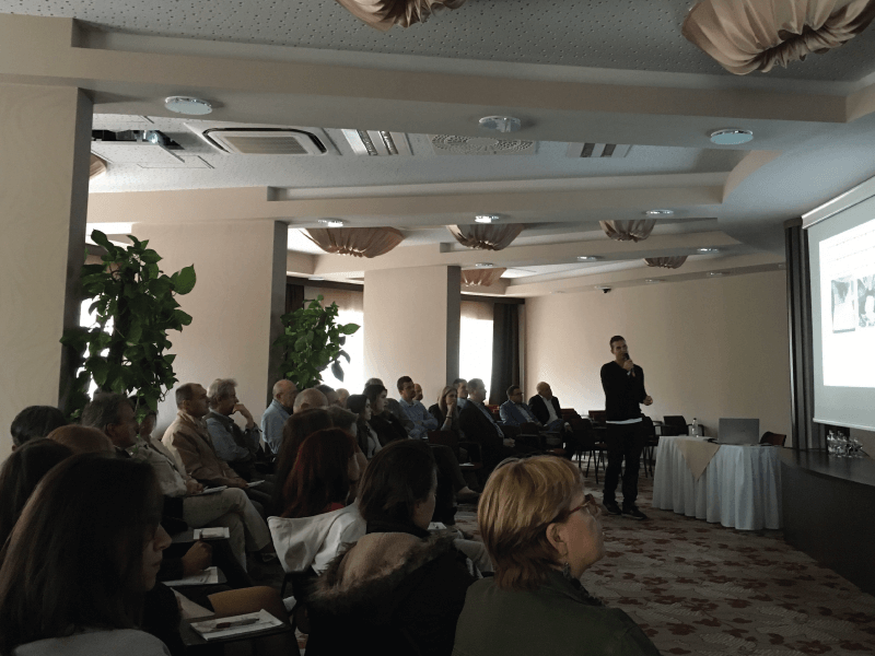 Dr. Rakics Péter előadása a Fogászati Konferencián